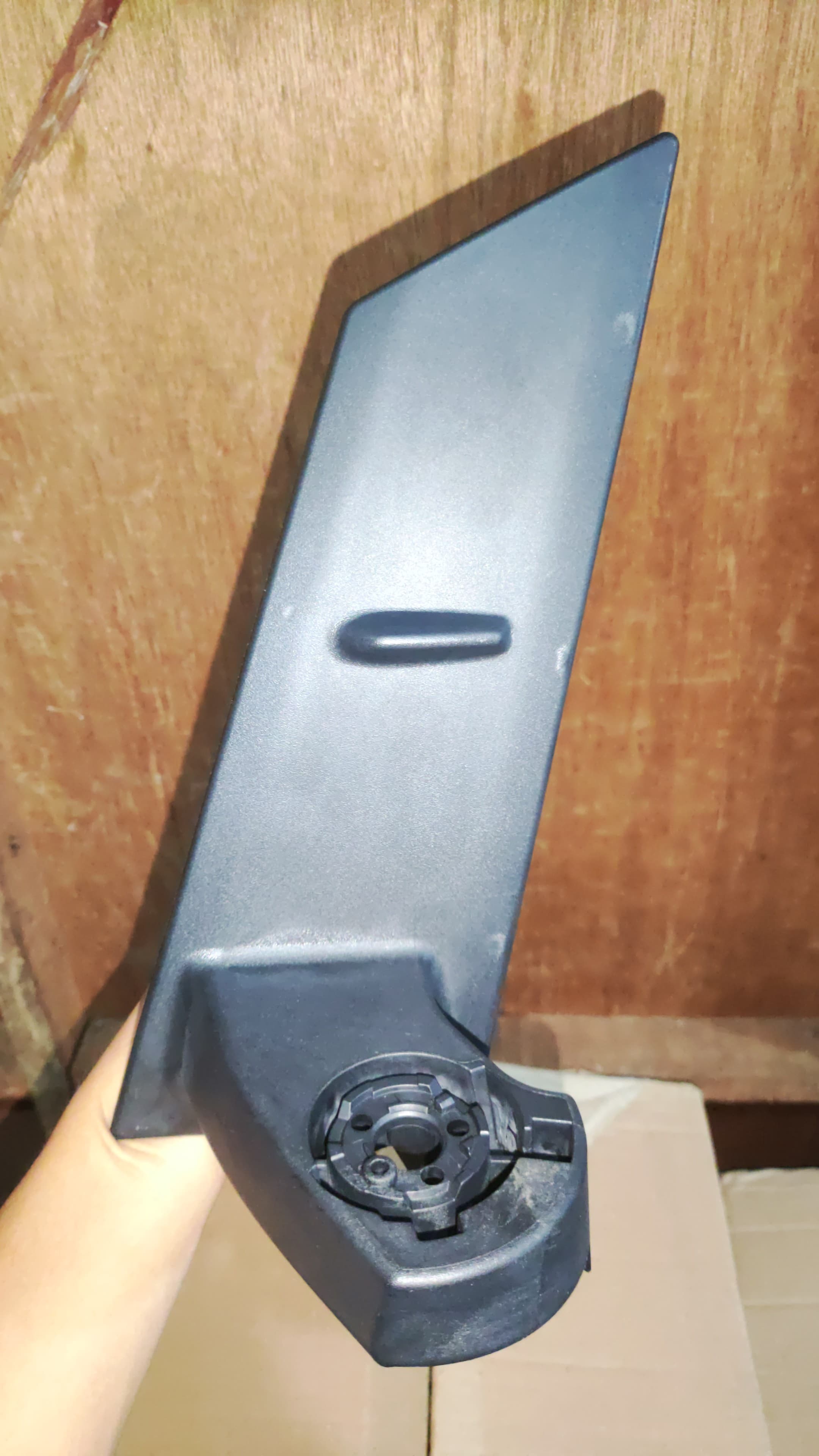 Kaki Spion Innova 2005-2014 LH